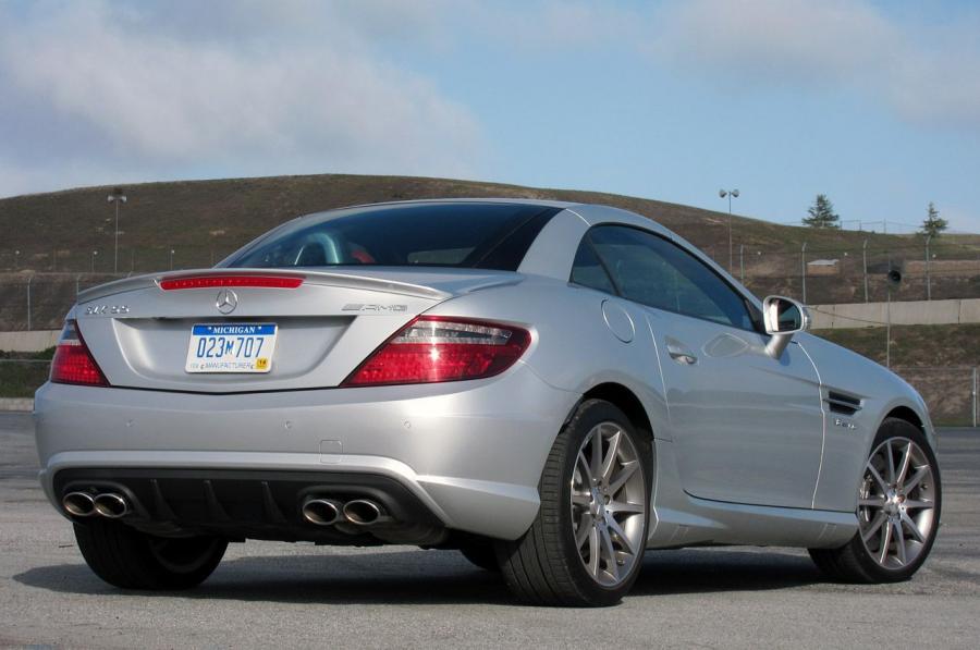  Mercedes-Benz SLK55 AMG 2012 года  (фото 29 из 73)